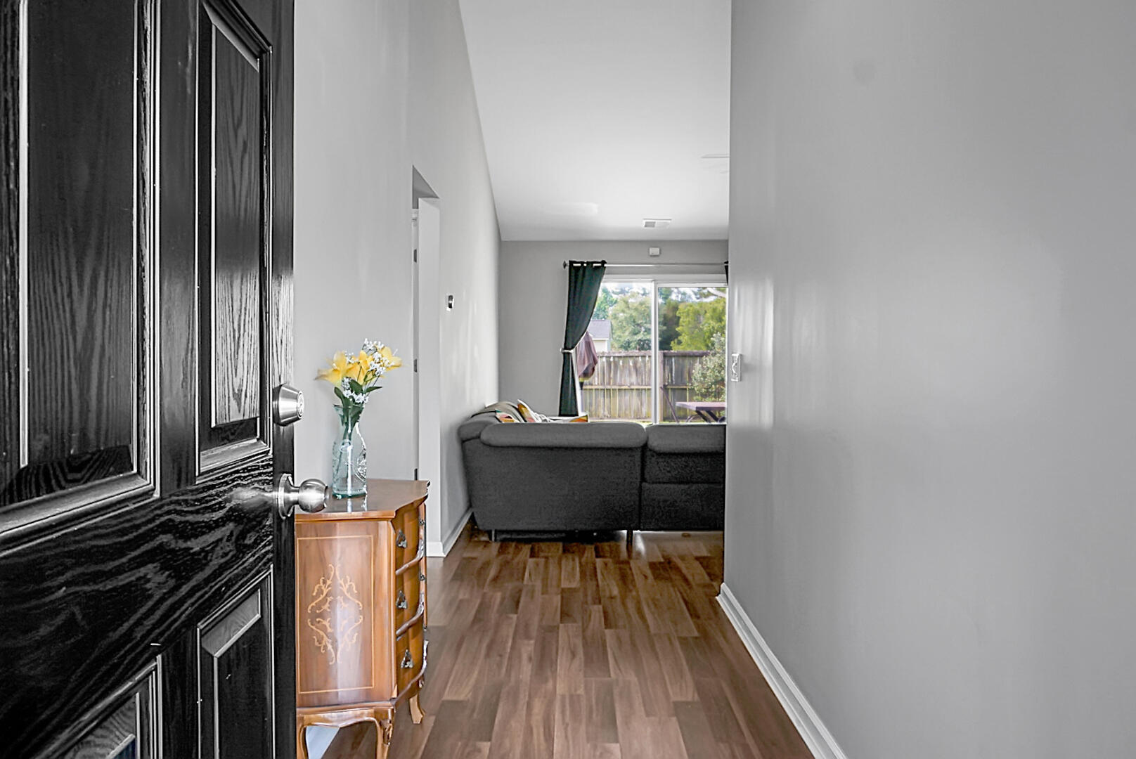 Property Photo:  213 Avonshire Drive  SC 29483 