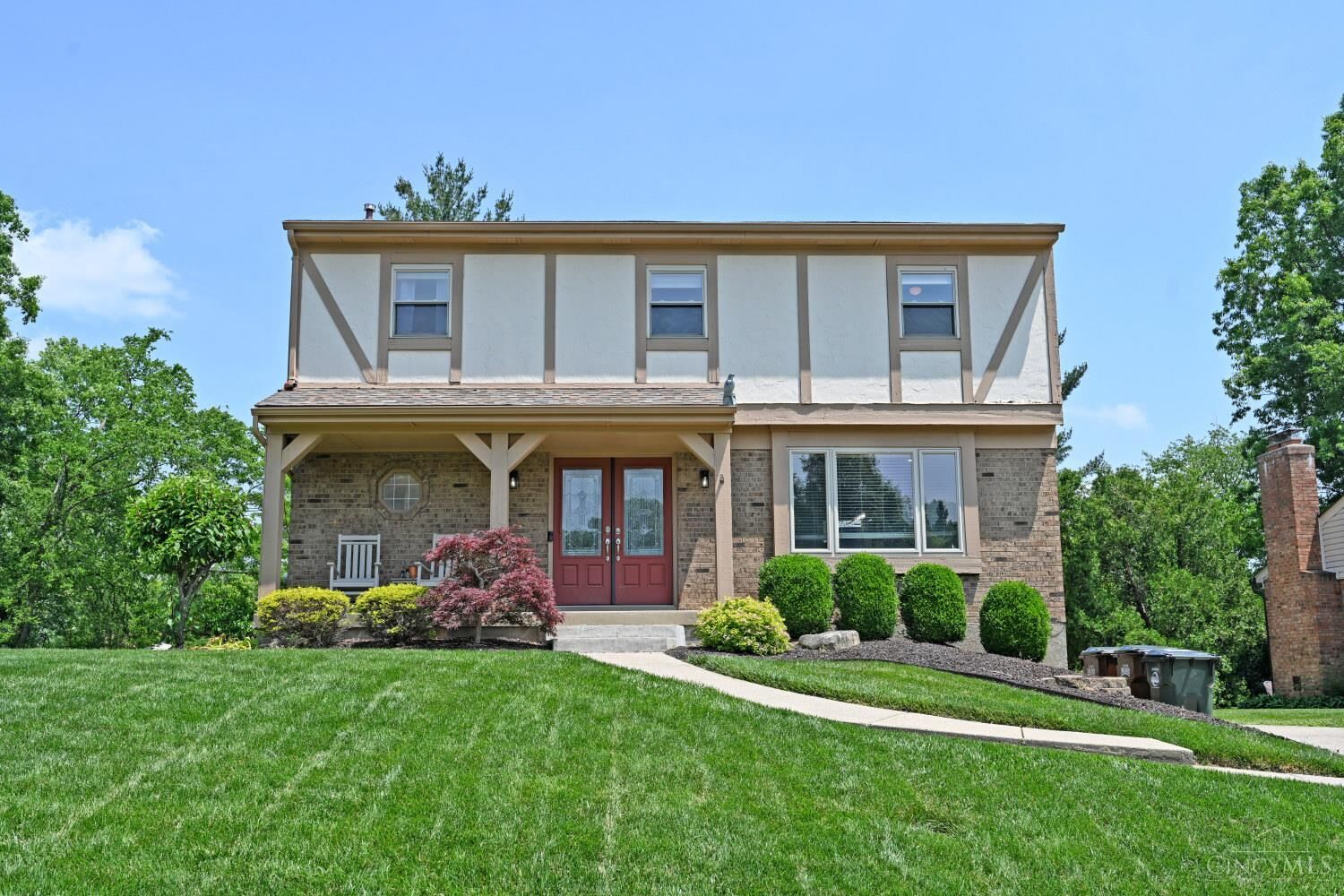 Property Photo:  3300 Greenmount Drive  OH 45248 