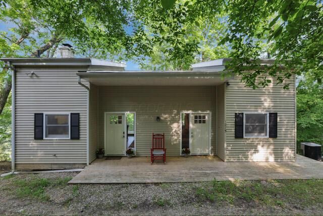 1275 Taos Lane  Sugar Grove OH 43155 photo