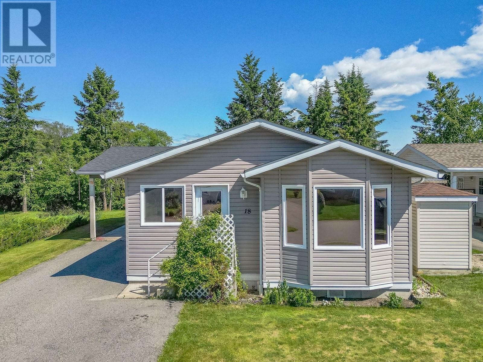 Property Photo: 130 Cliffview Lane 18 BC V0E 1V0