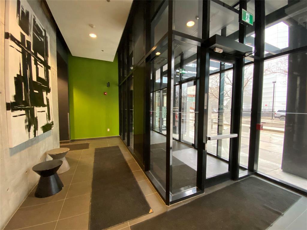 Property Photo: 311 Hargrave Street MB R3B 0V8