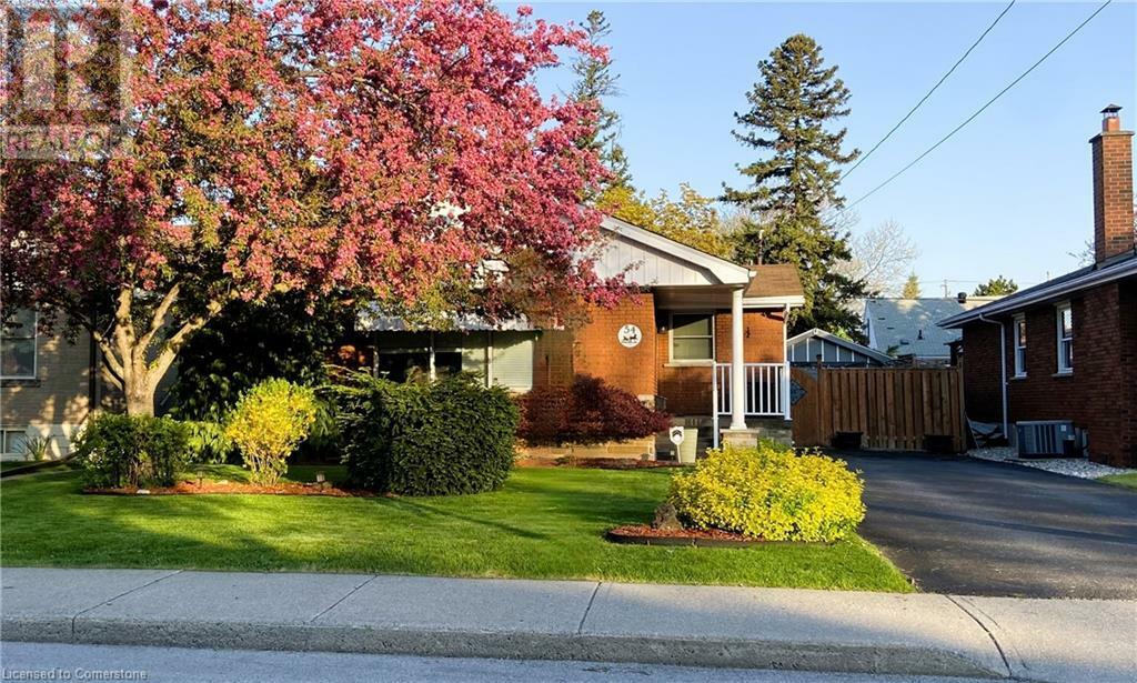Property Photo: 54 Sherwood Rise ON L8T 1N8