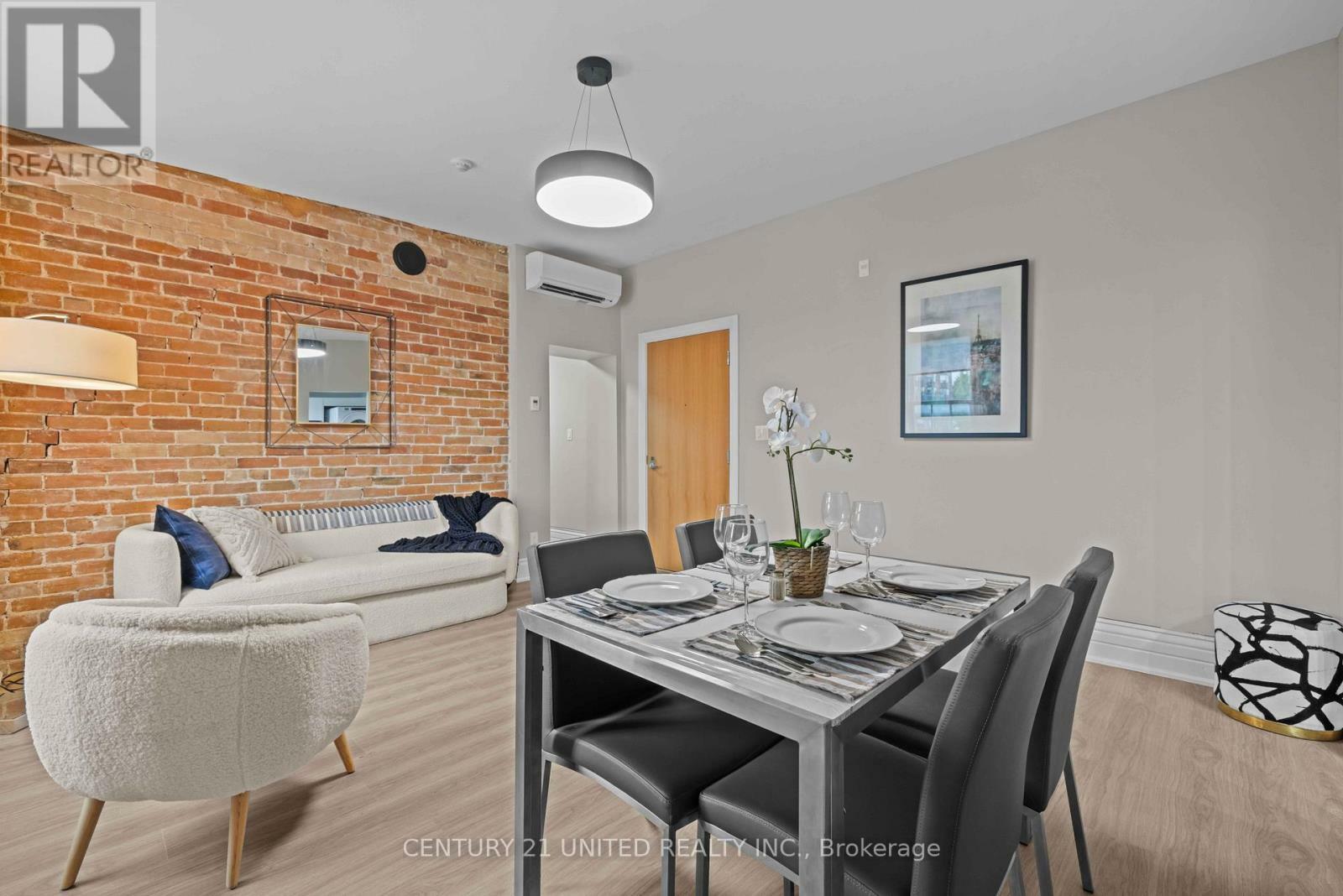 Property Photo: 442 George Street North 306 ON K9H 3R7