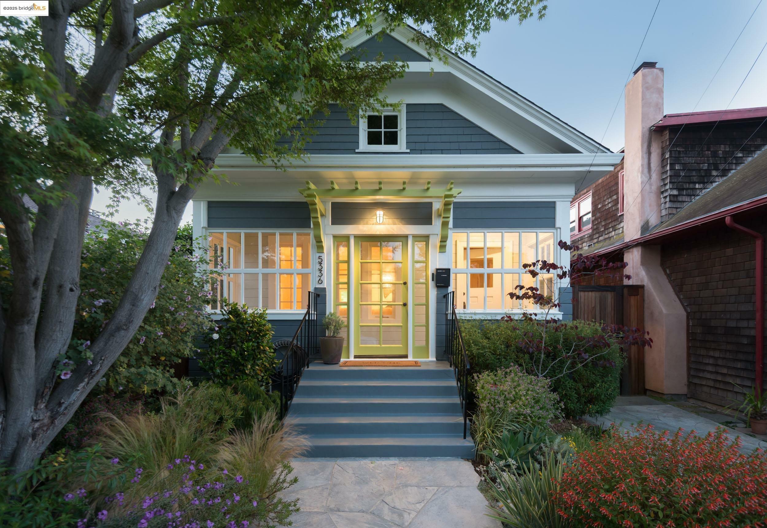 Property Photo: 5336 Locksley Ave CA 94618