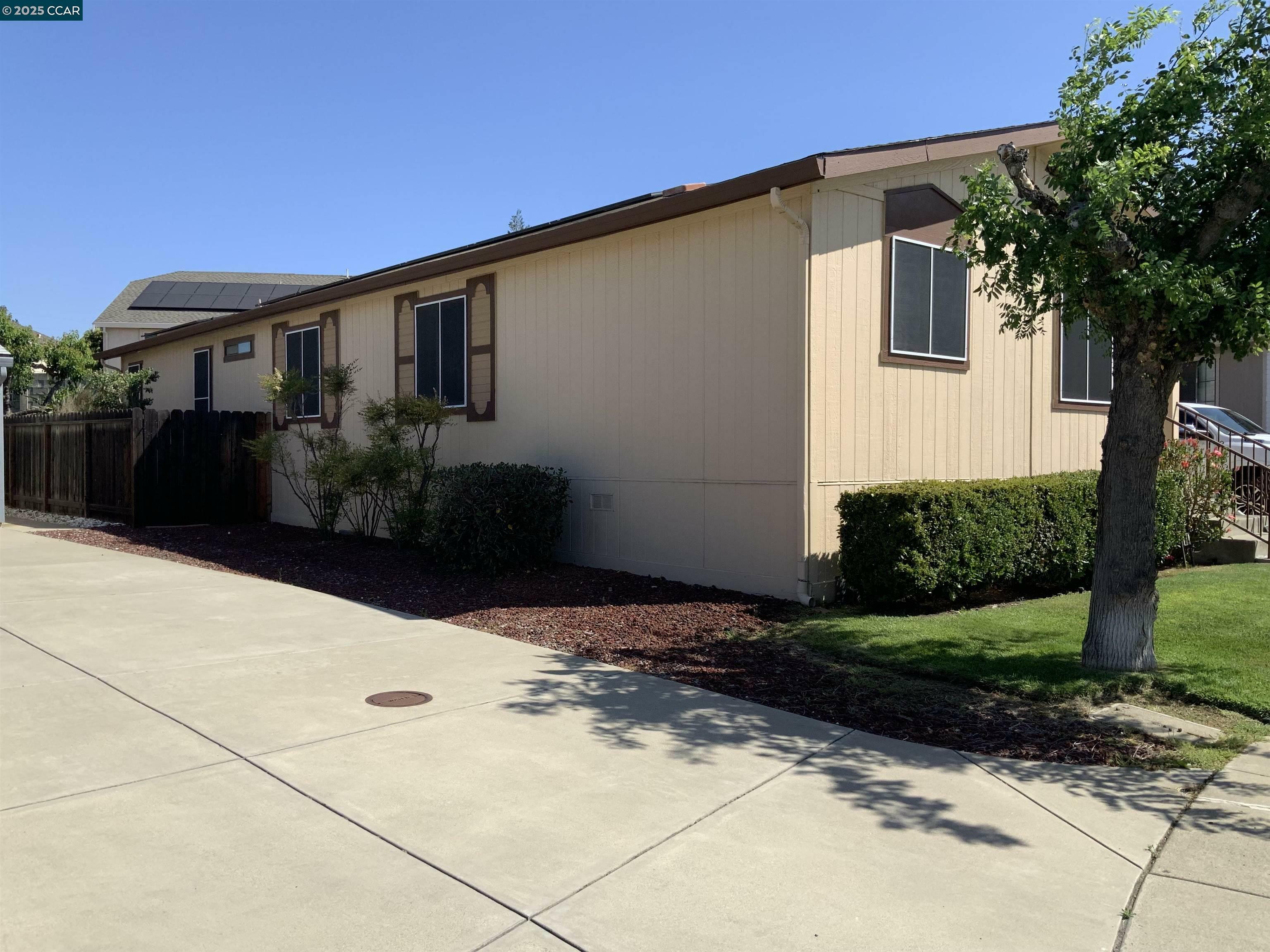 Property Photo: 1824 Paris Ln. CA 94509