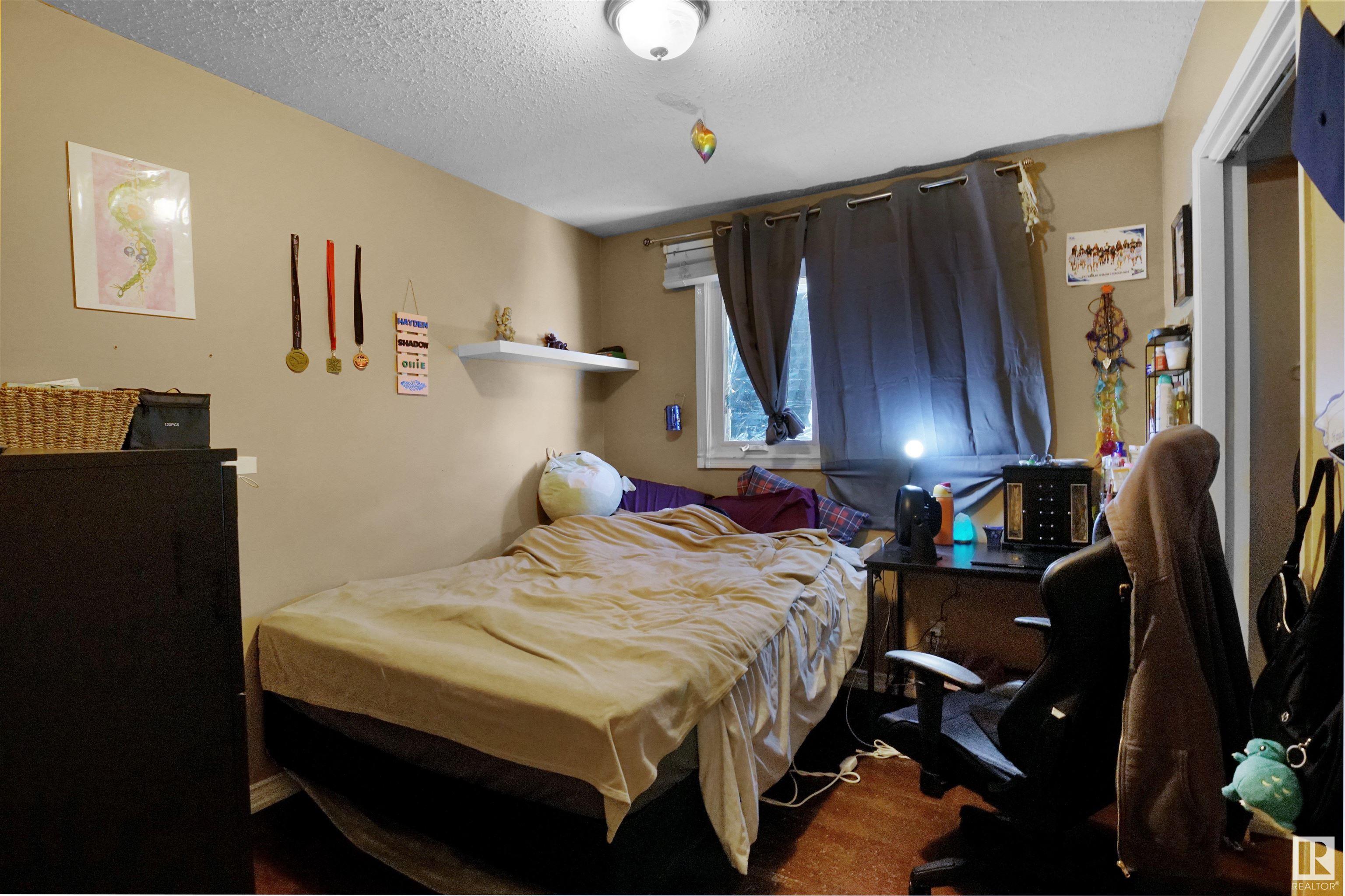 Property Photo:  14231 24 Street NW  AB T5Y 1G2 