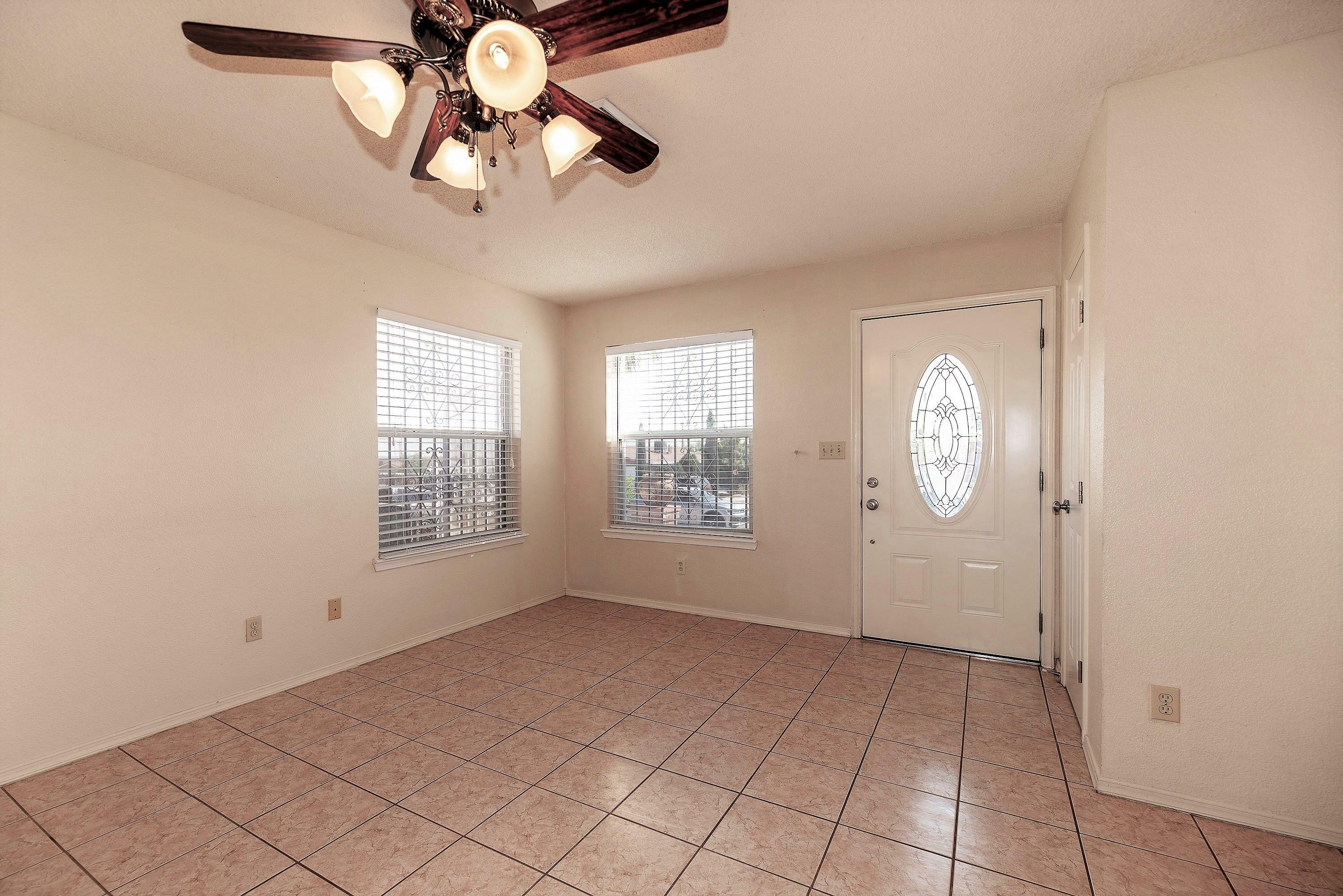 Property Photo: 3413 McConnell Avenue TX 79904