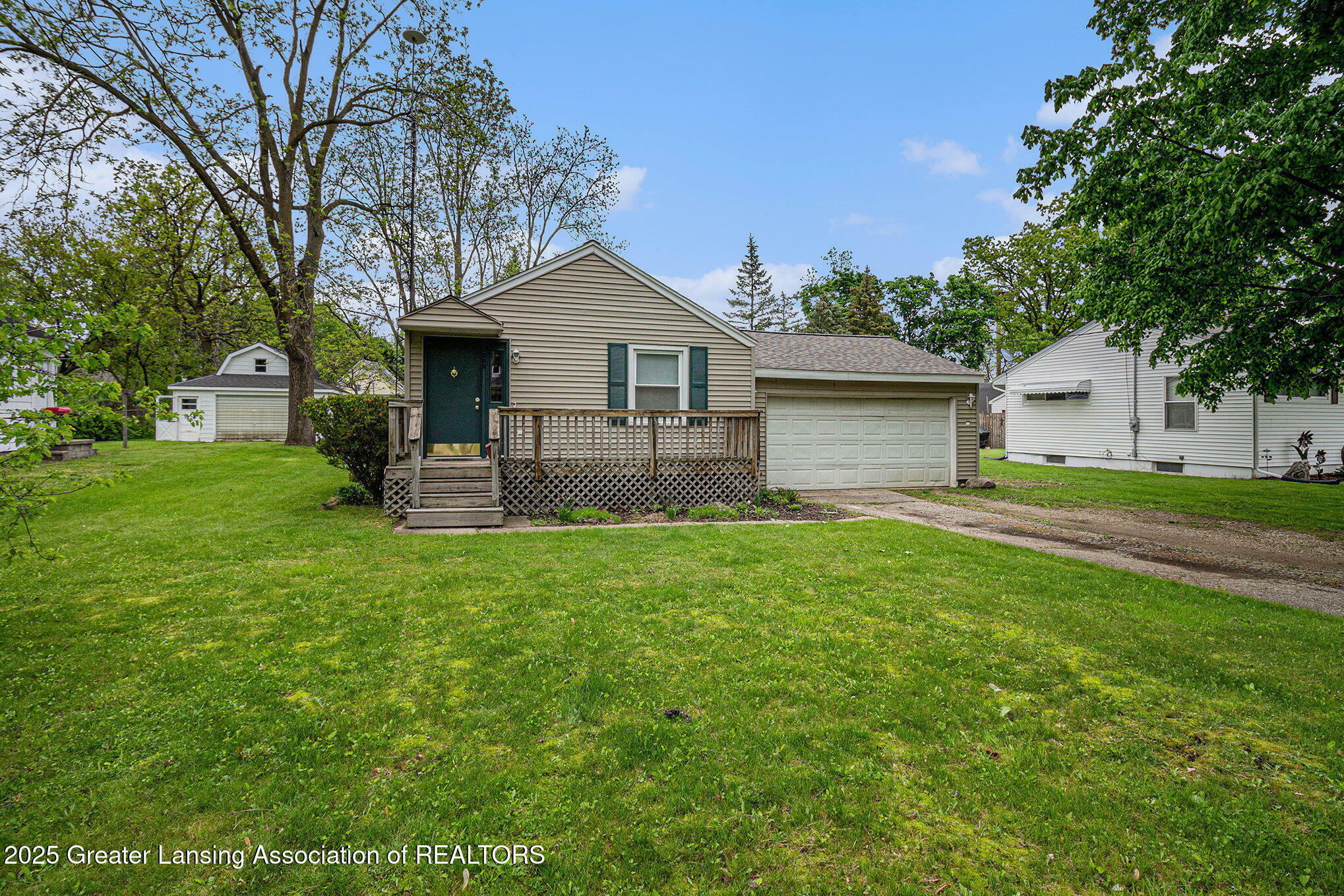 Property Photo: 1308 Lynn Street MI 48867