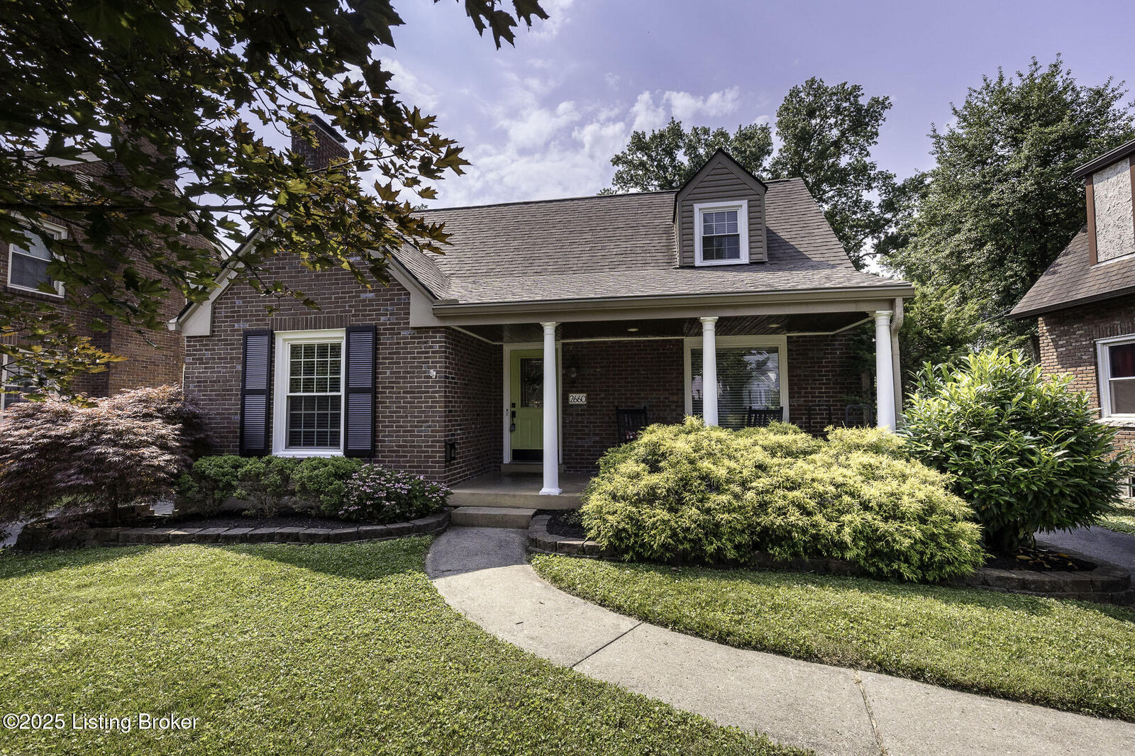 Property Photo:  2660 Kings Hwy  KY 40205 