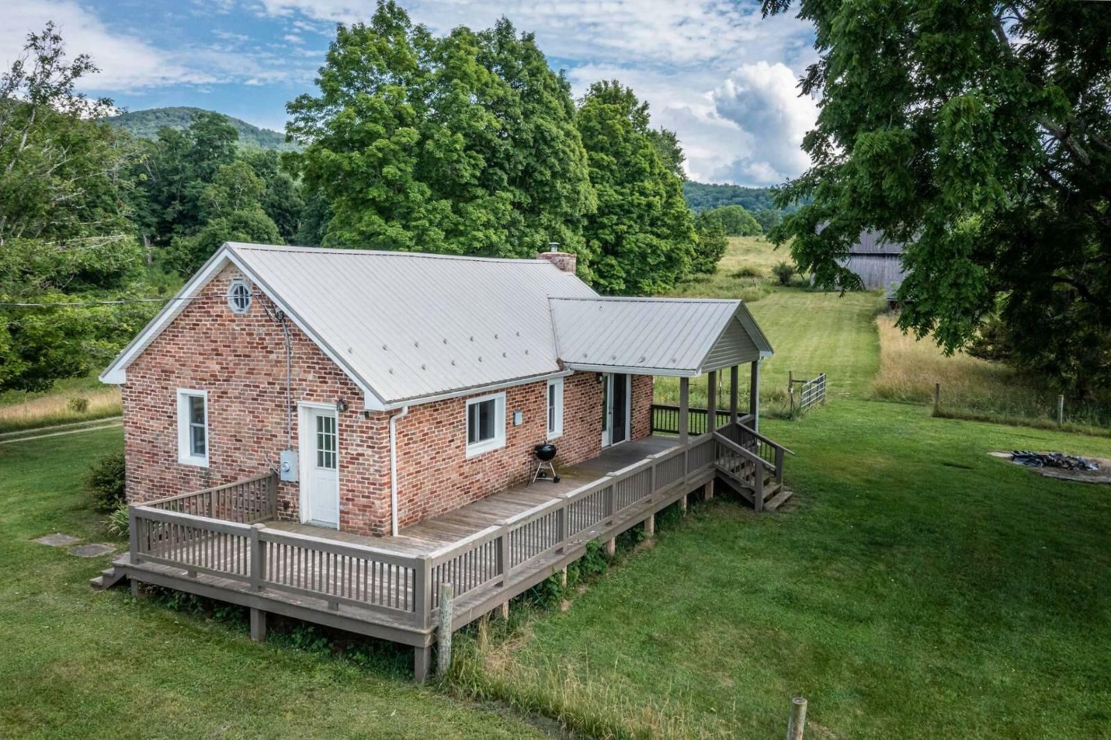 Property Photo: 1212 Skaggs Road WV 24993