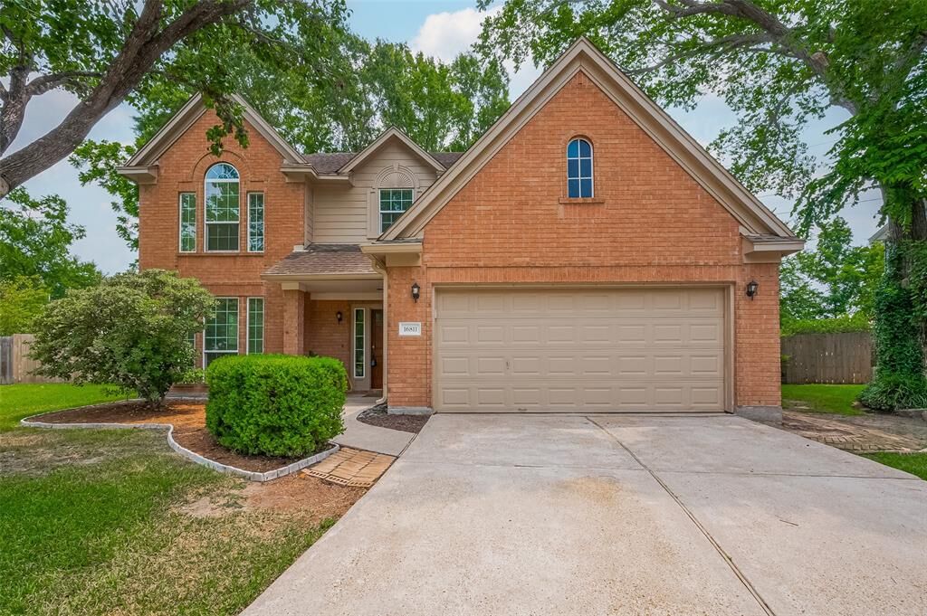 Property Photo: 16811 Springfield Court TX 77498