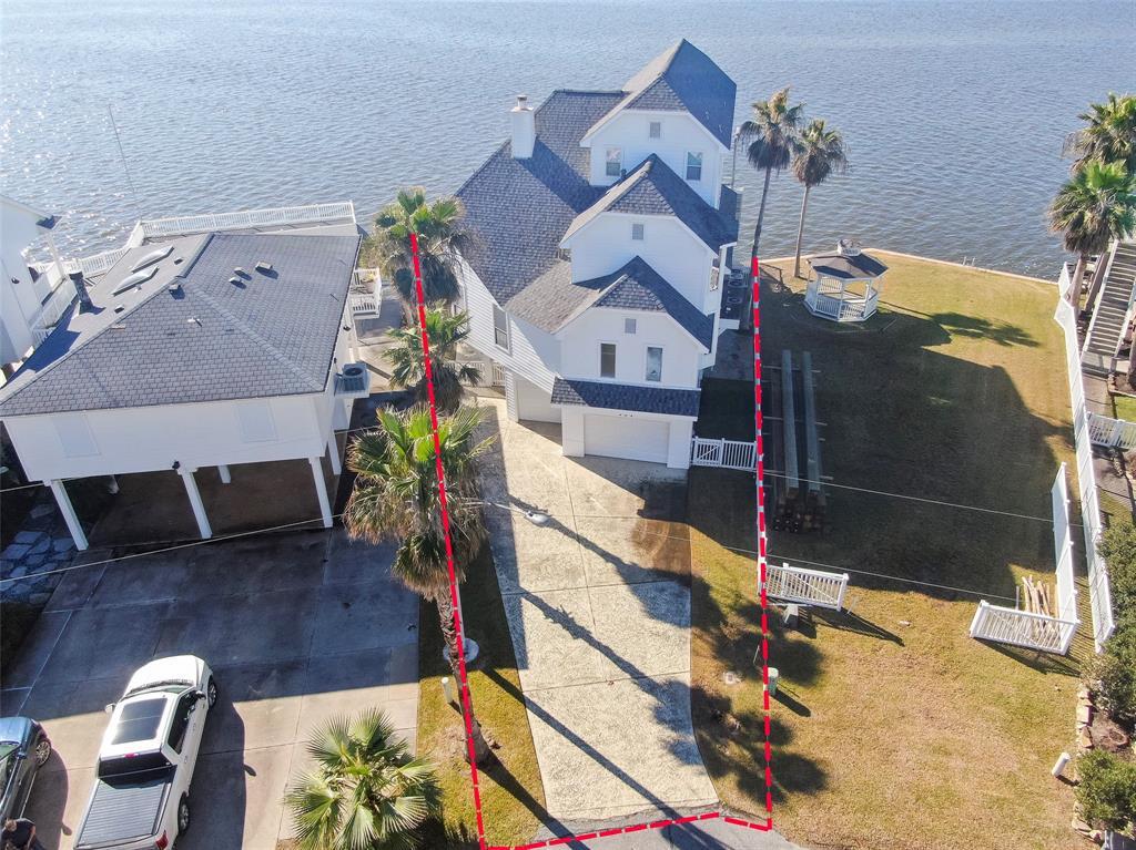 Property Photo:  131 Isles End Road  TX 77554 