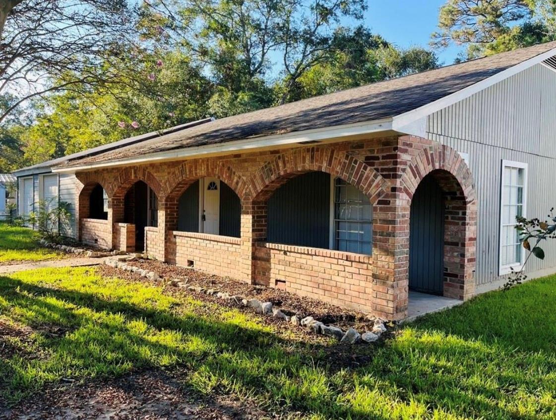 Property Photo:  142 County Road 322  TX 77327 