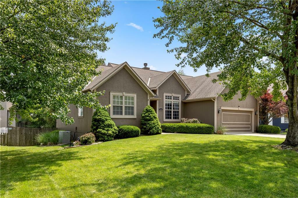 Property Photo:  1009 NE Scenic Court  MO 64064 