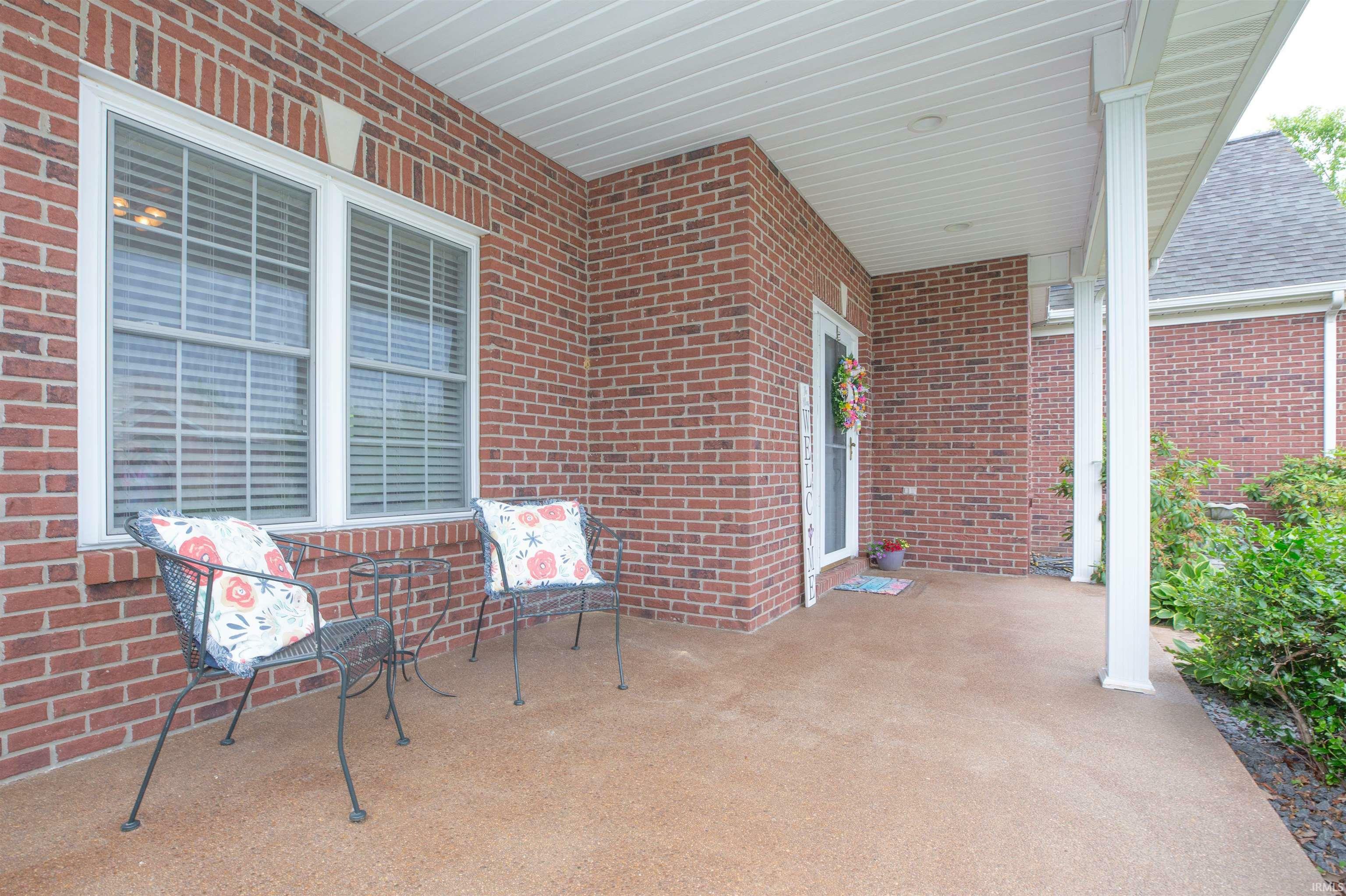 Property Photo: 4521 Saybrook Drive IN 47711