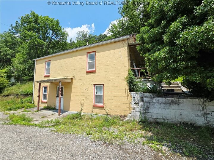 Property Photo: 27 Short Street WV 25306