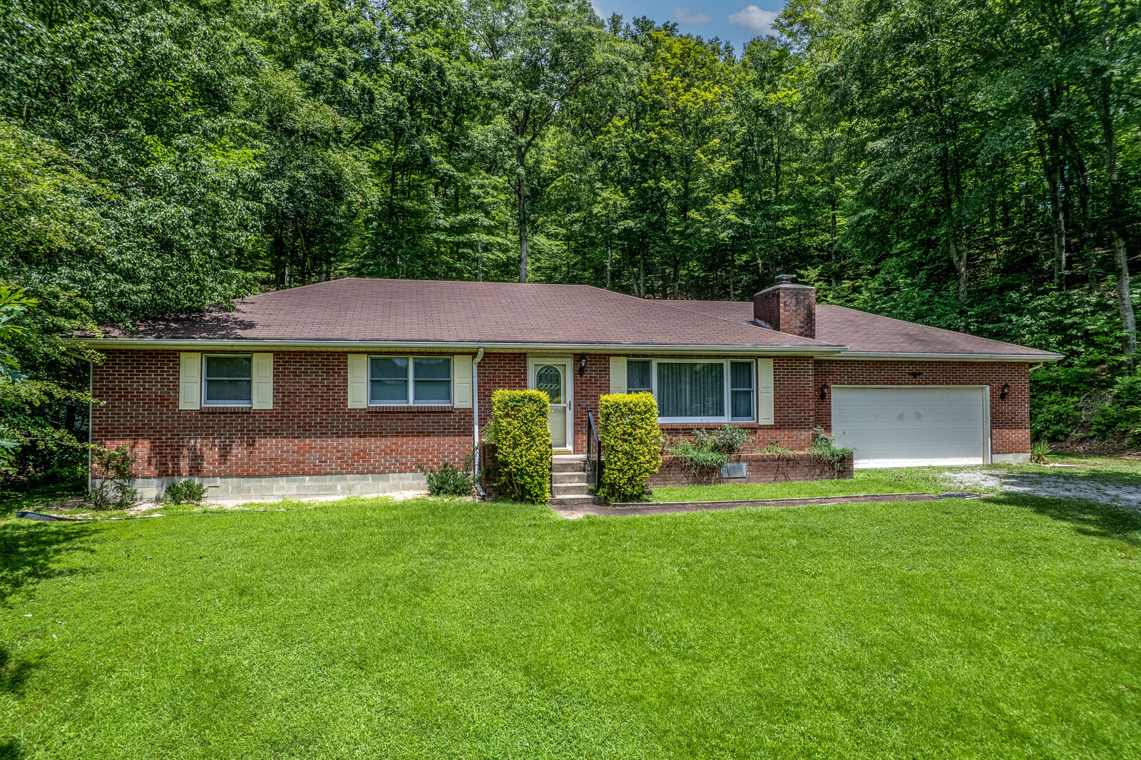 Property Photo:  4275 Ky 1161  KY 41472 