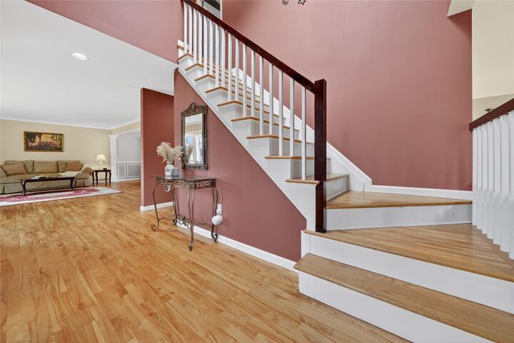 Property Photo: 85 Kensington Lane NY 10598