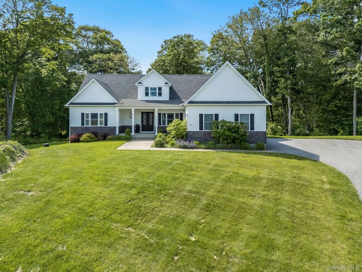 Property Photo:  35 Biltmore Drive  NY 12533 