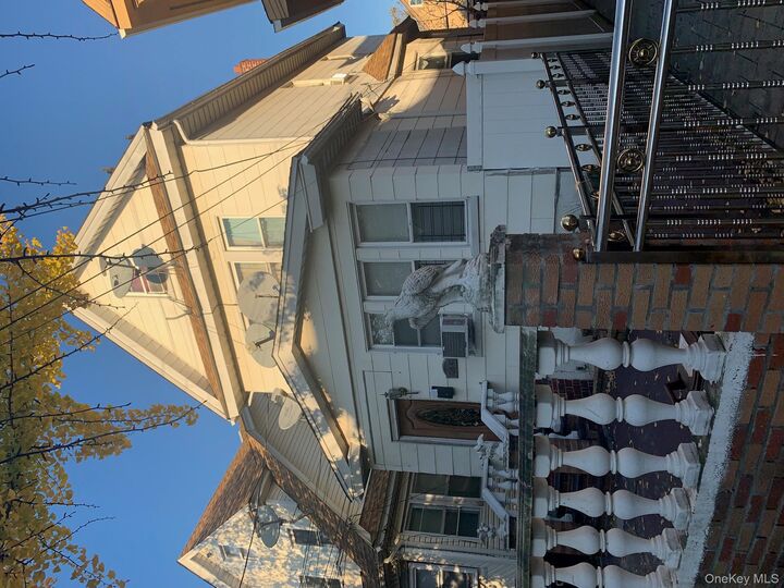 Property Photo:  105-47 88 Street  NY 11417 