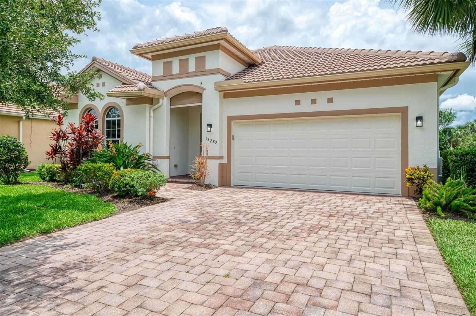 Property Photo: 13282 Scrub Jay Court FL 33953