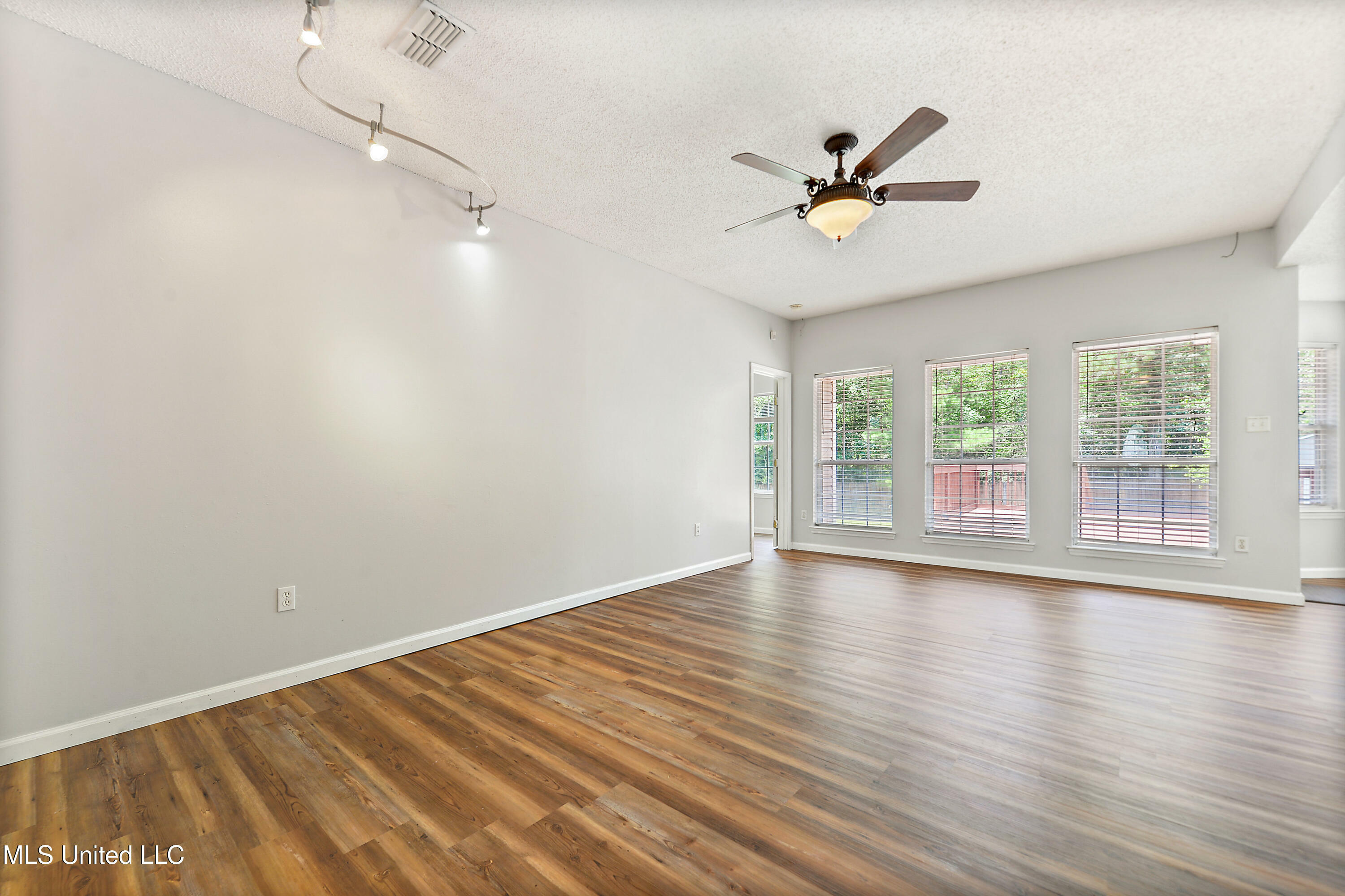 Property Photo: 14033 Dundee Cove MS 39503