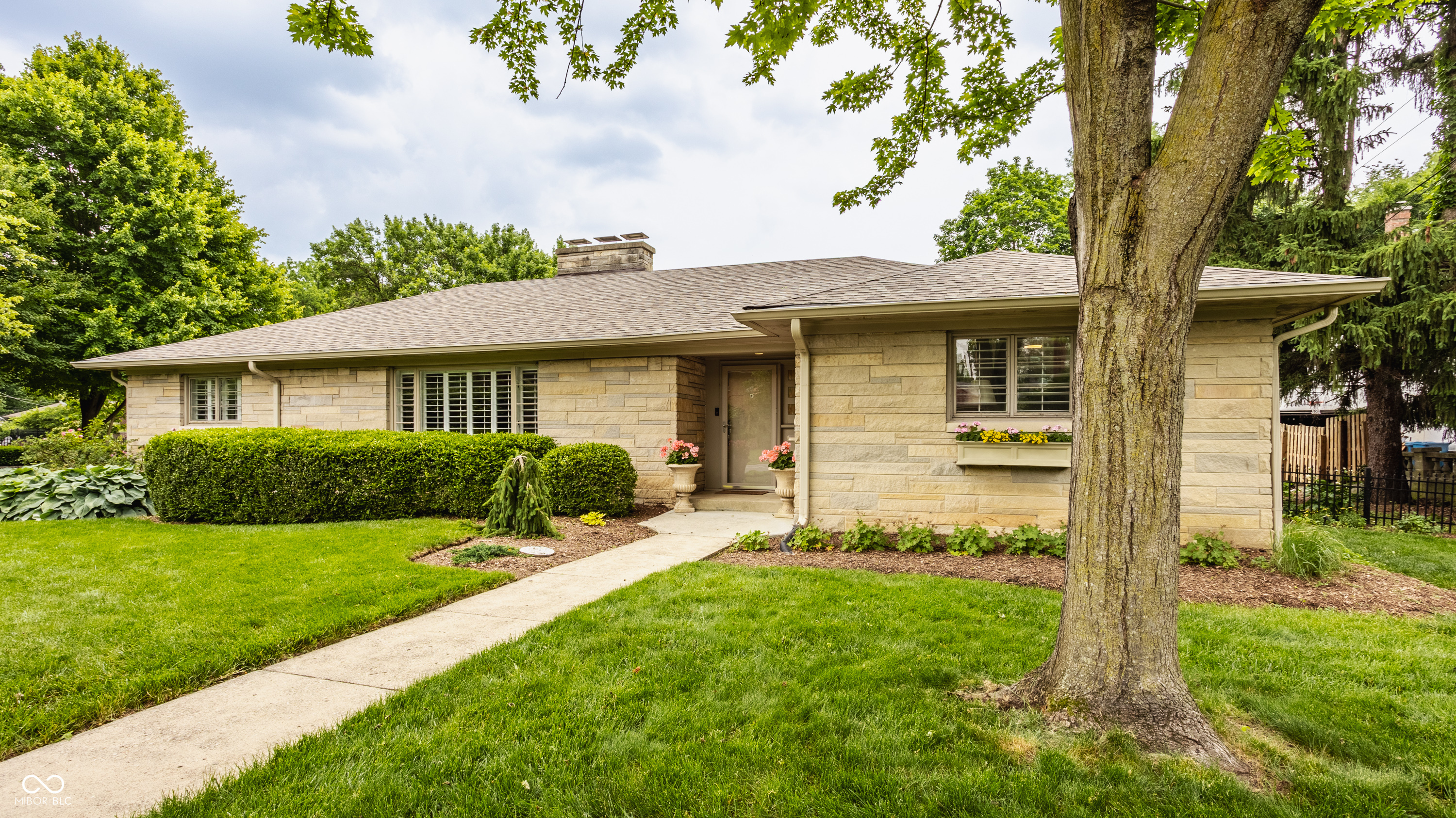 Property Photo:  4415 N Illinois Street  IN 46208 
