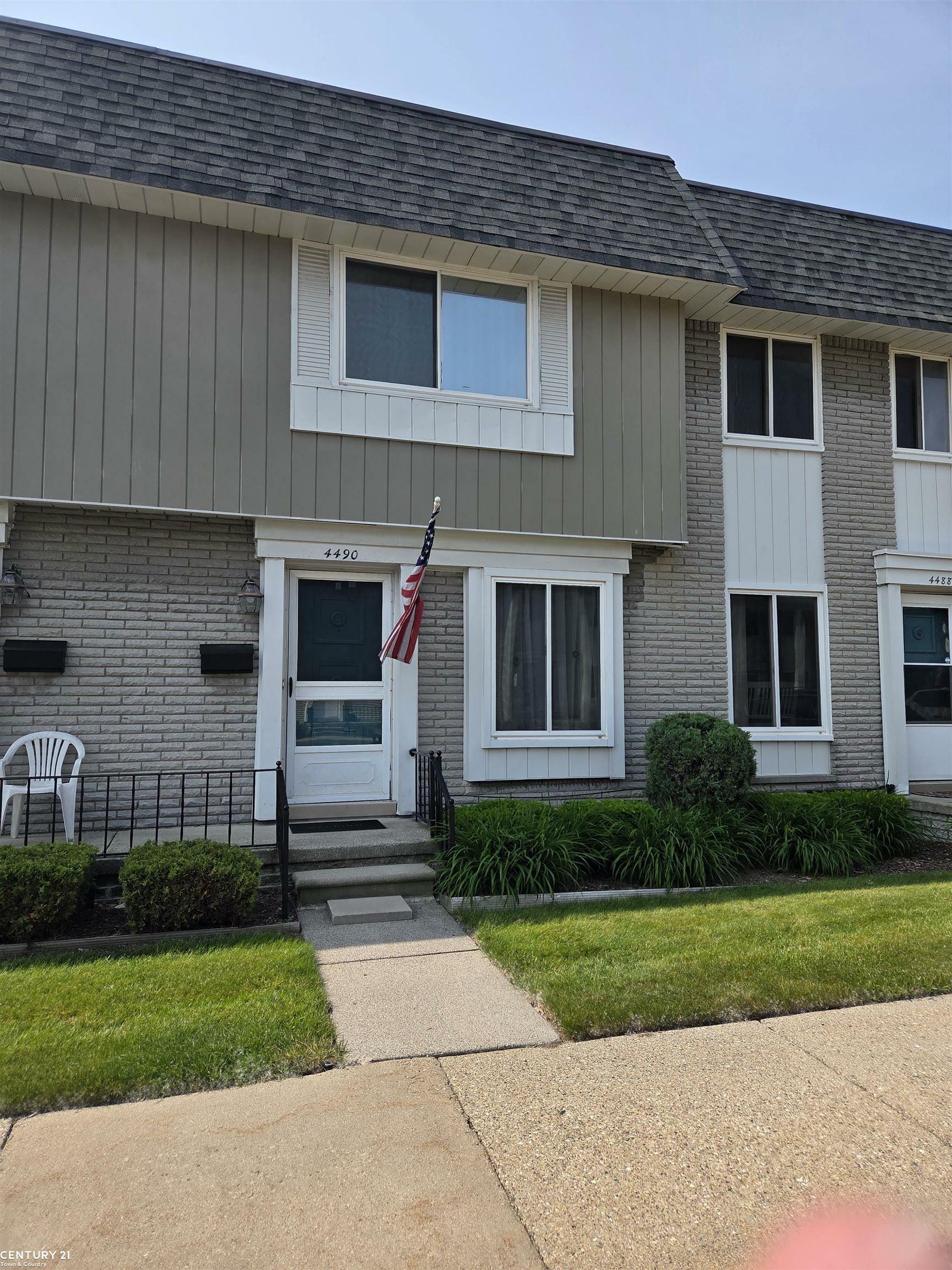 Property Photo: 4490 15 Mile Road MI 48310