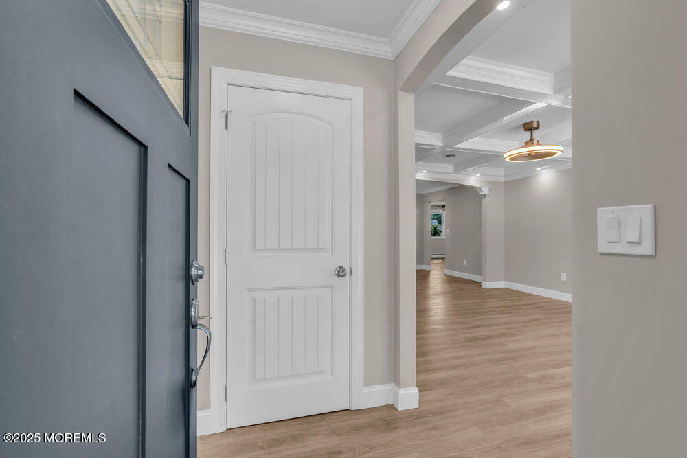 Property Photo: 33 Brookfield Court NJ 08757