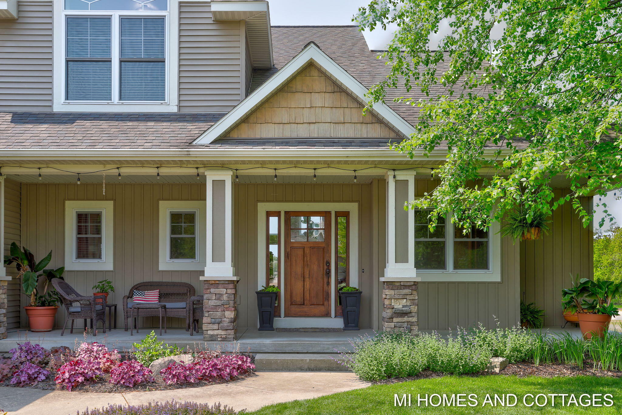 Property Photo: 9145 Winterberry Drive MI 49460
