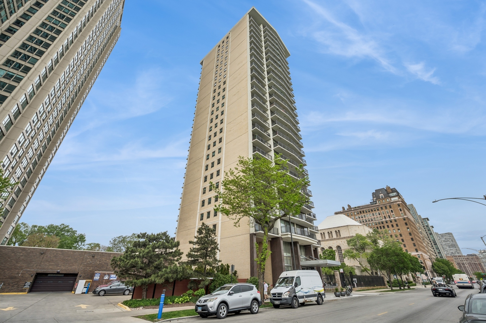 Property Photo: 3470 N Lake Shore Drive 9bc IL 60657