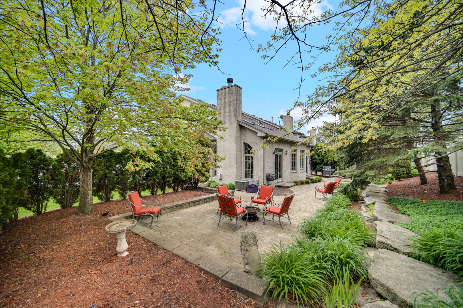 Property Photo:  11056 Karen Drive  IL 60467 