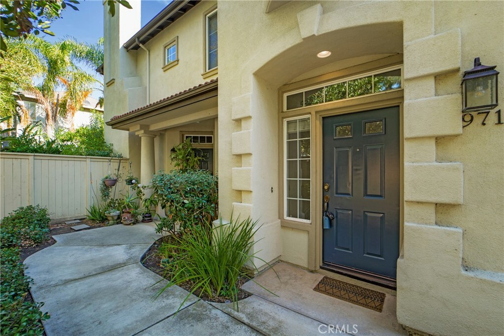 Property Photo:  971 Somerville  CA 92620 