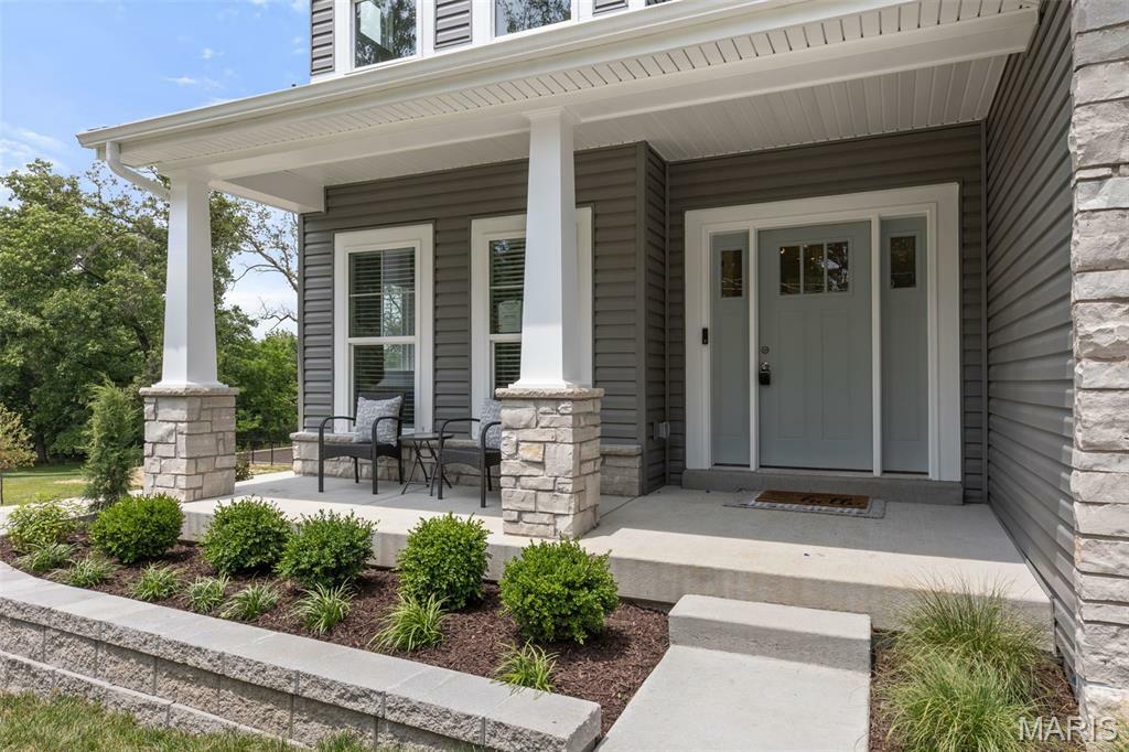 Property Photo:  401 Rayburn Avenue  MO 63127 