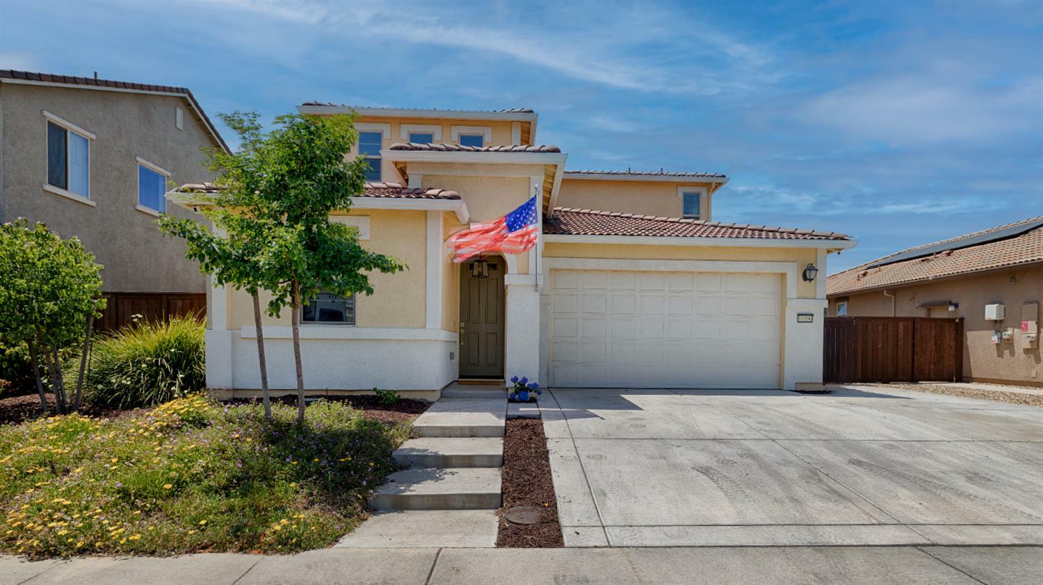Property Photo: 10356 Charles Morris Way CA 95757