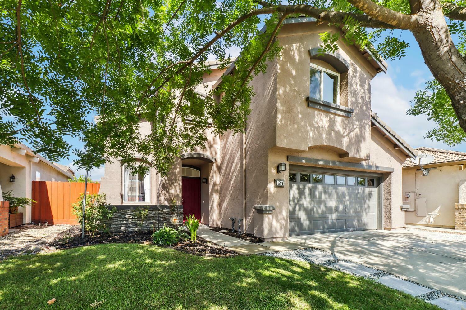 Property Photo:  1399 Whitstable Drive  CA 95747 