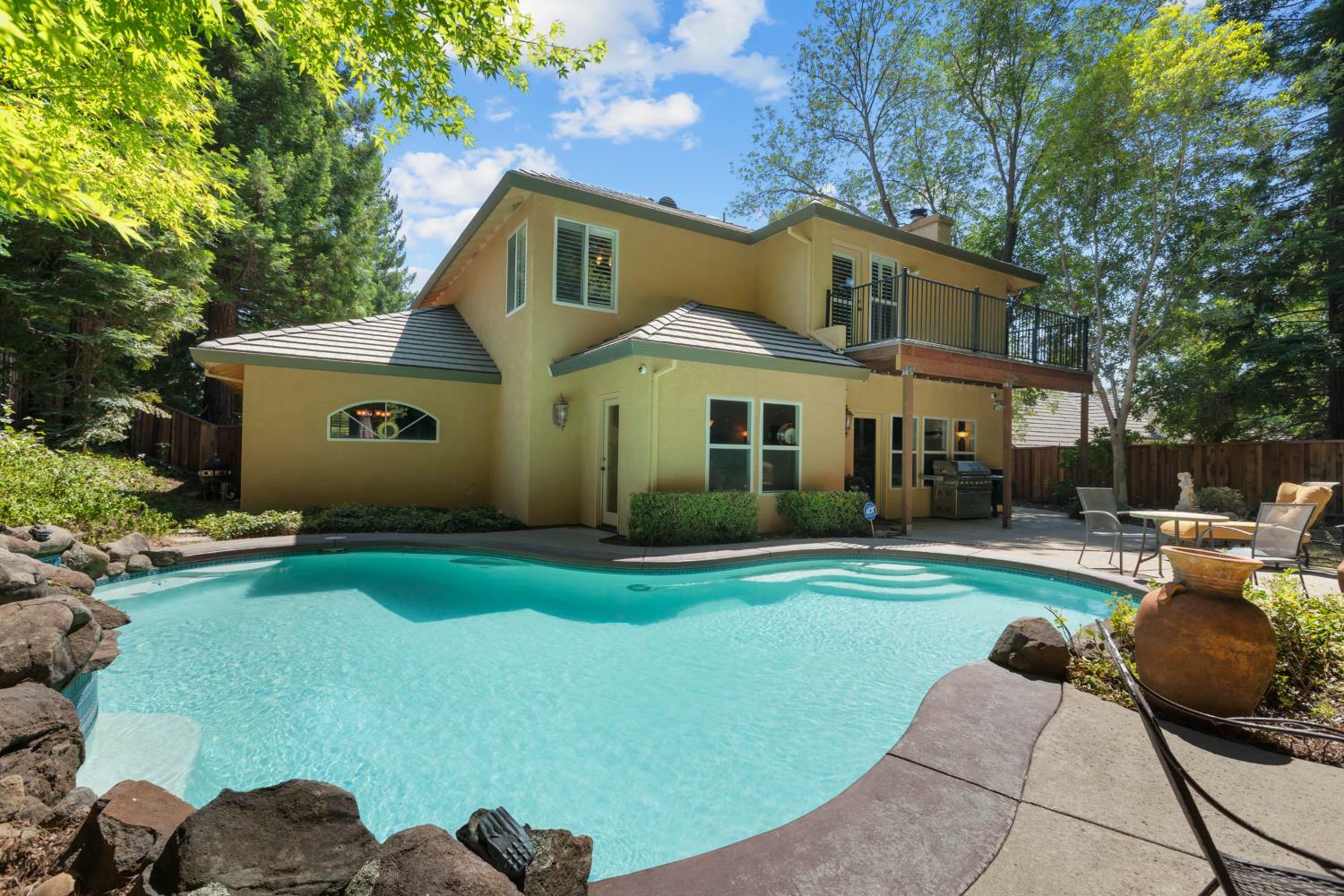 Property Photo: 5111 Kensley Court CA 95746