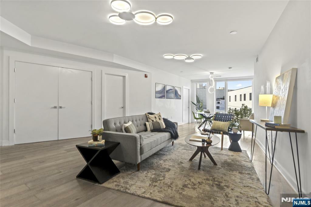 Property Photo: 367 3rd Street 401 NJ 07302
