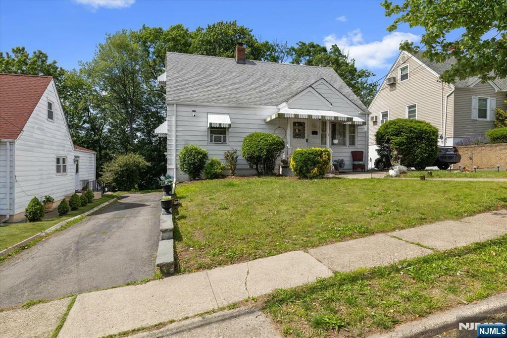 Property Photo: 11 Wendy Terrace NJ 07026
