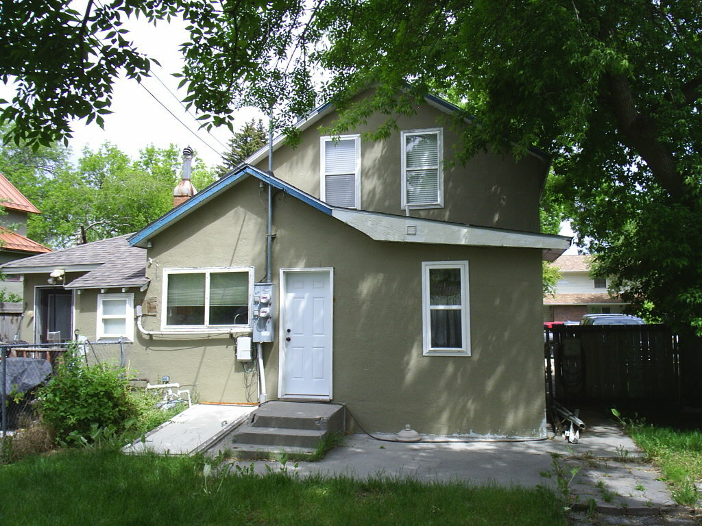 Property Photo: 619 E Broadway Street MT 59601