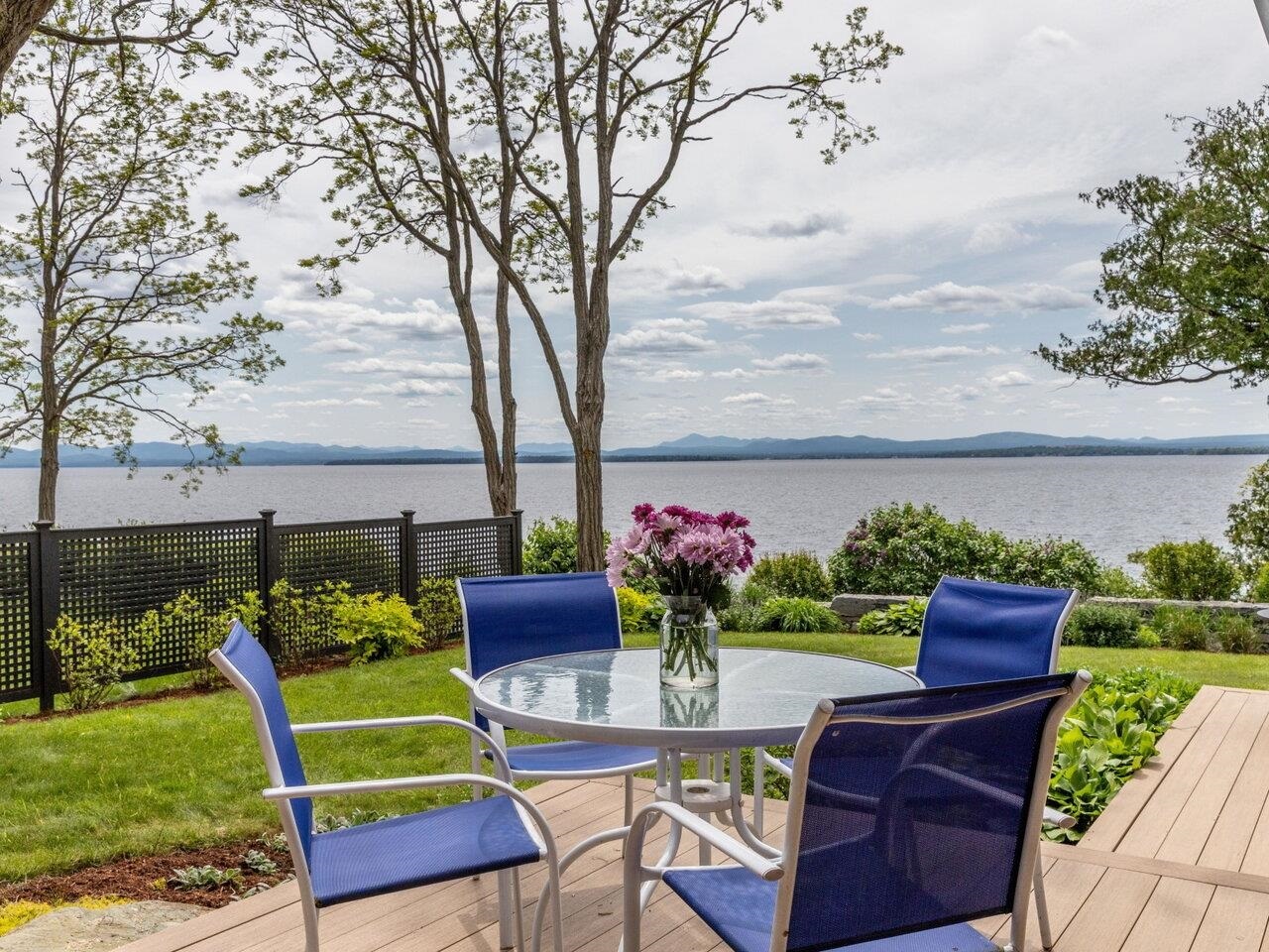 Property Photo: 559 West Shore Road VT 05486