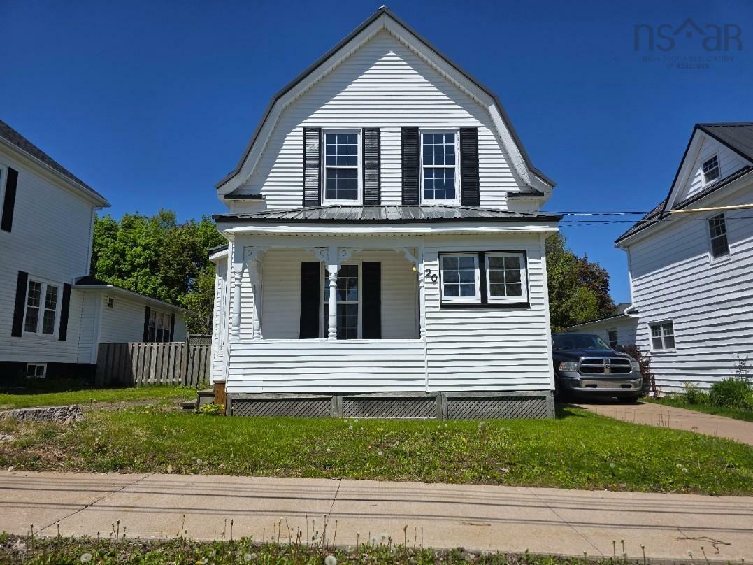 Property Photo: 20 Victoria Avenue NS B0K 0A9
