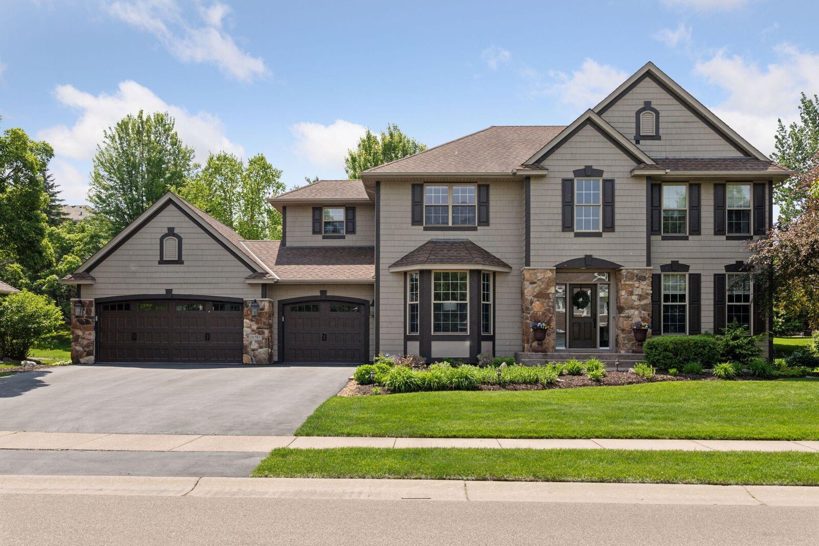 Property Photo:  18743 Pathfinder Drive  MN 55347 