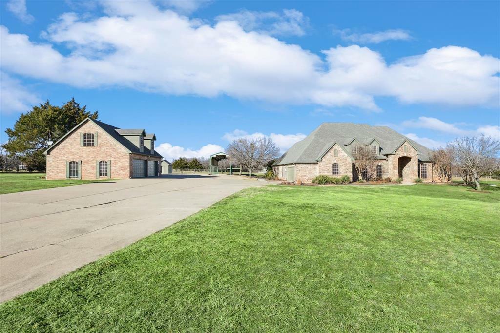 Property Photo: 12886 Saint John Road TX 76258