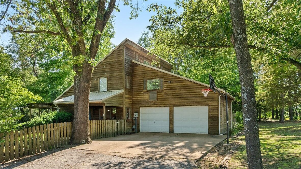 Property Photo:  12678 Oak Knoll Circle  AR 72734 