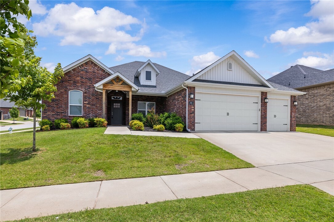 Property Photo: 640 N Sabine Pass Road AR 72704