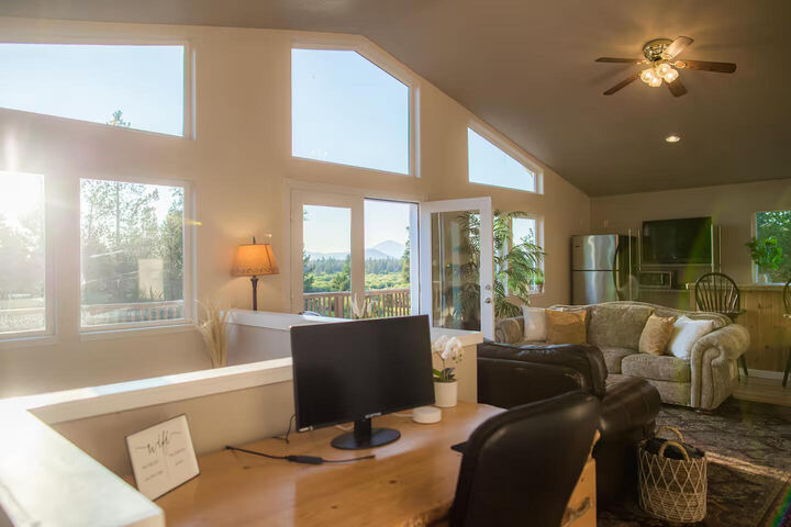 Property Photo: 53345 Riverview Drive OR 97739
