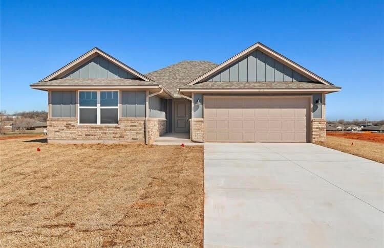 Property Photo:  4669 Lincoln Landing  OK 73045 