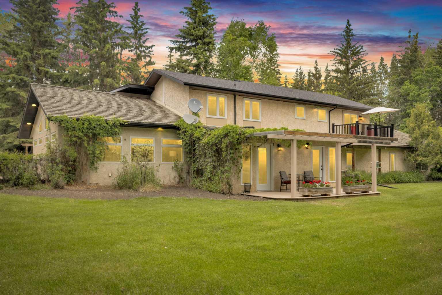 Property Photo: 27545 Township Road 380 AB T4N 5E4
