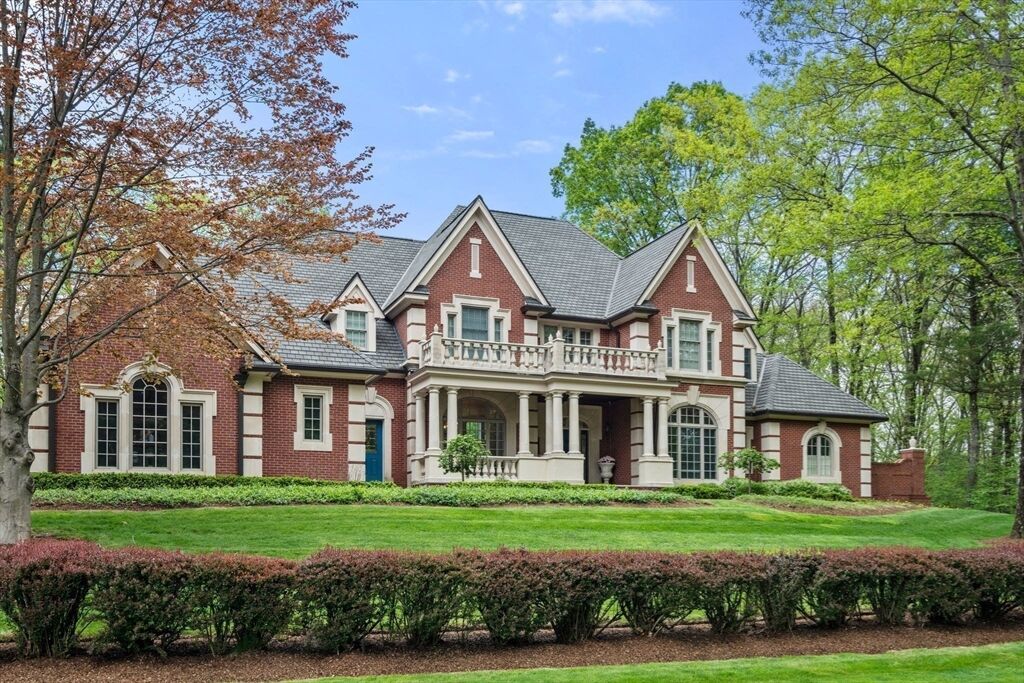 Property Photo:  20 Flint Rd  MA 01742 